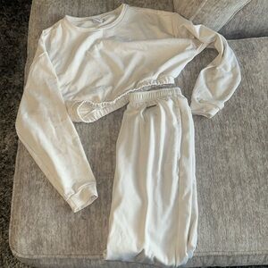 Gymshark Whitney Simmons jogger outfit